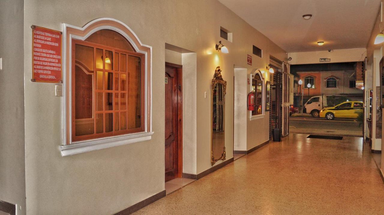 Vallejo Hotel Huaquillas Luaran gambar
