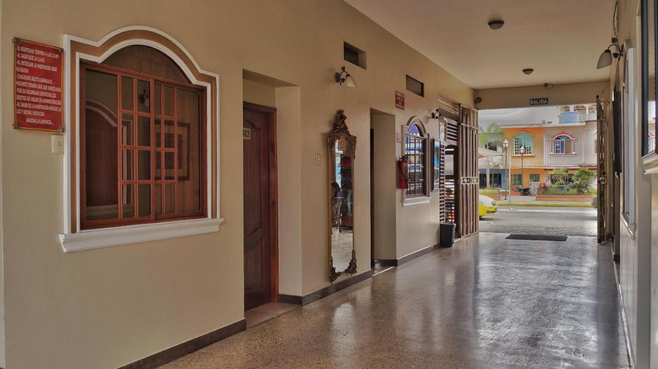 Vallejo Hotel Huaquillas Luaran gambar