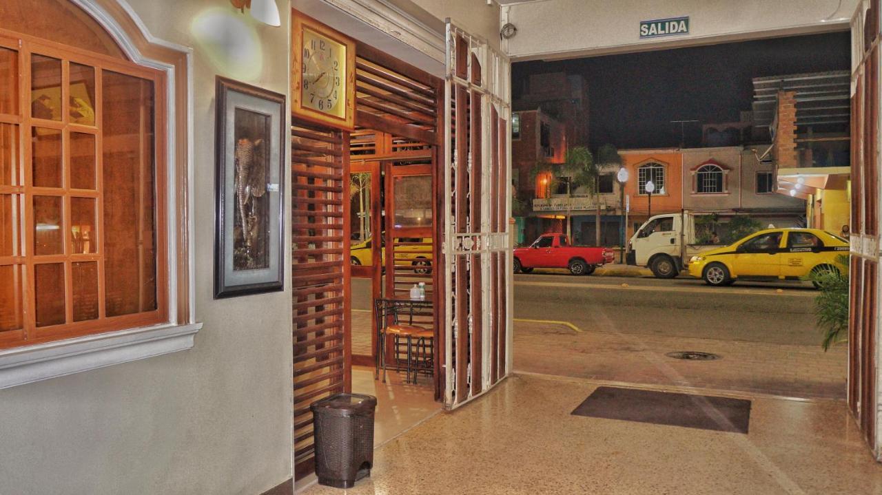 Vallejo Hotel Huaquillas Luaran gambar