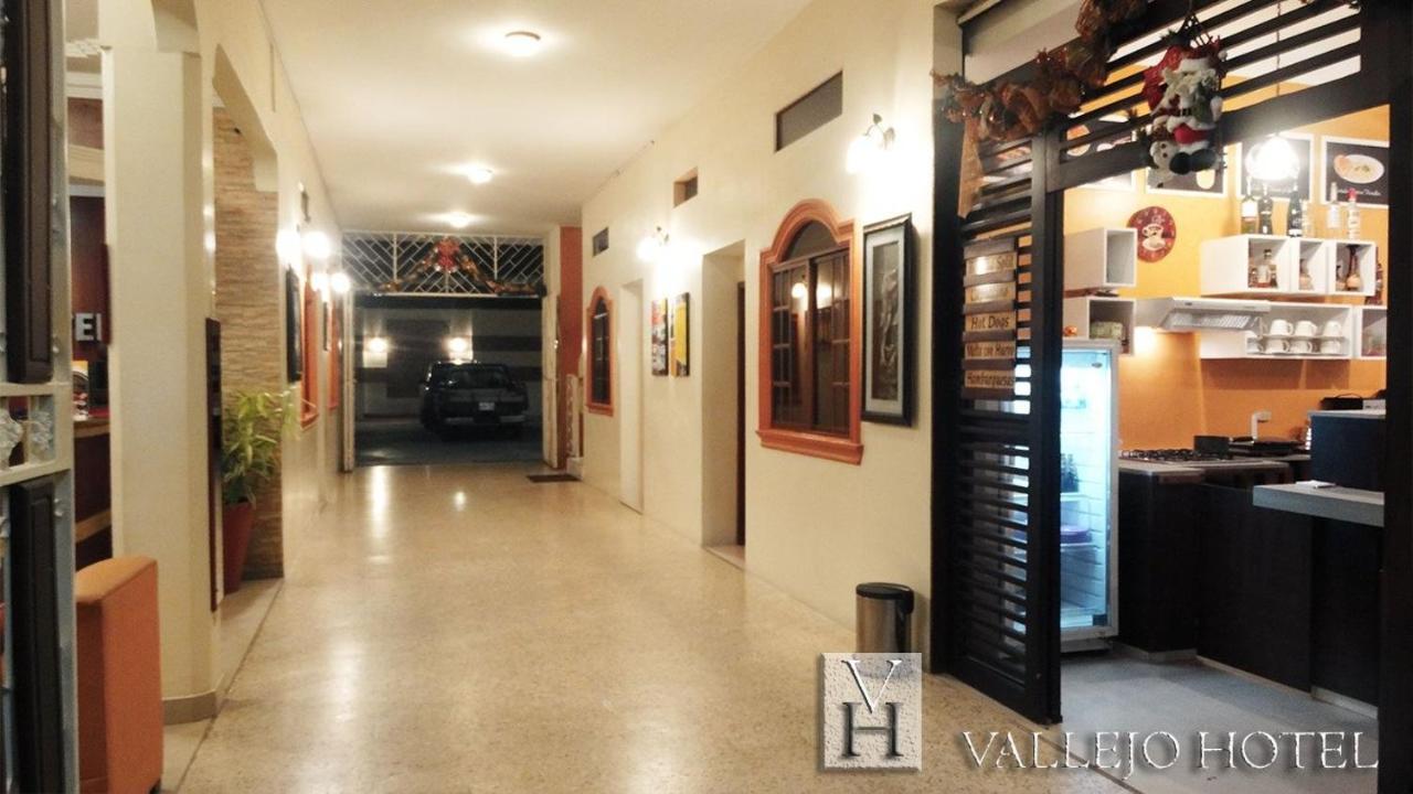Vallejo Hotel Huaquillas Luaran gambar