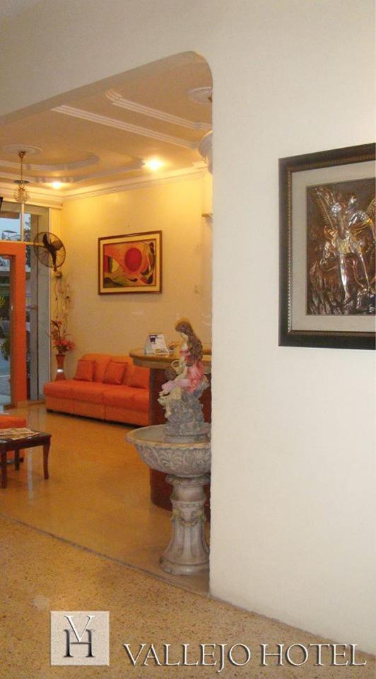 Vallejo Hotel Huaquillas Luaran gambar